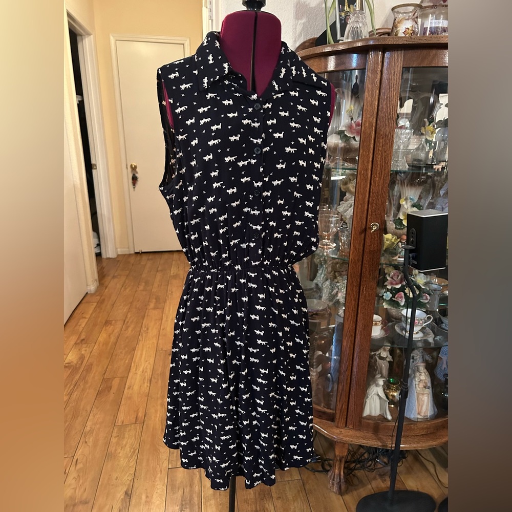 Short Sleeve Dress Black With Cats.